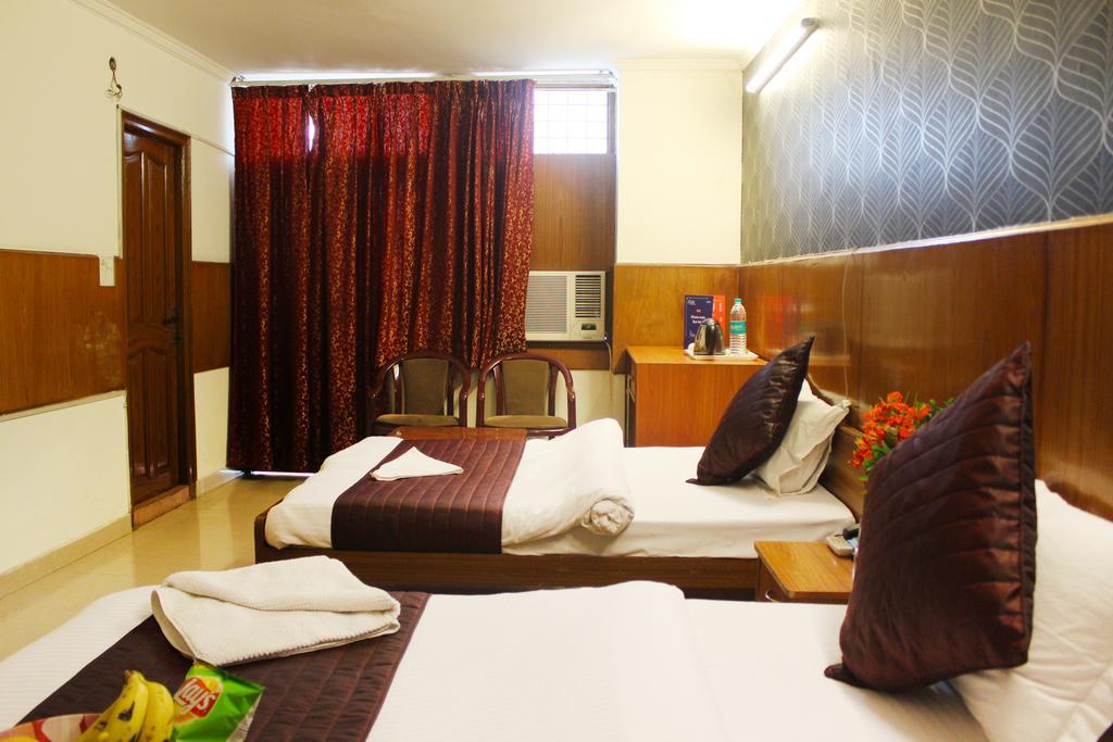 Hotel Delhi Marine Club C6 Vasant Kunj Нью-Делі Екстер'єр фото